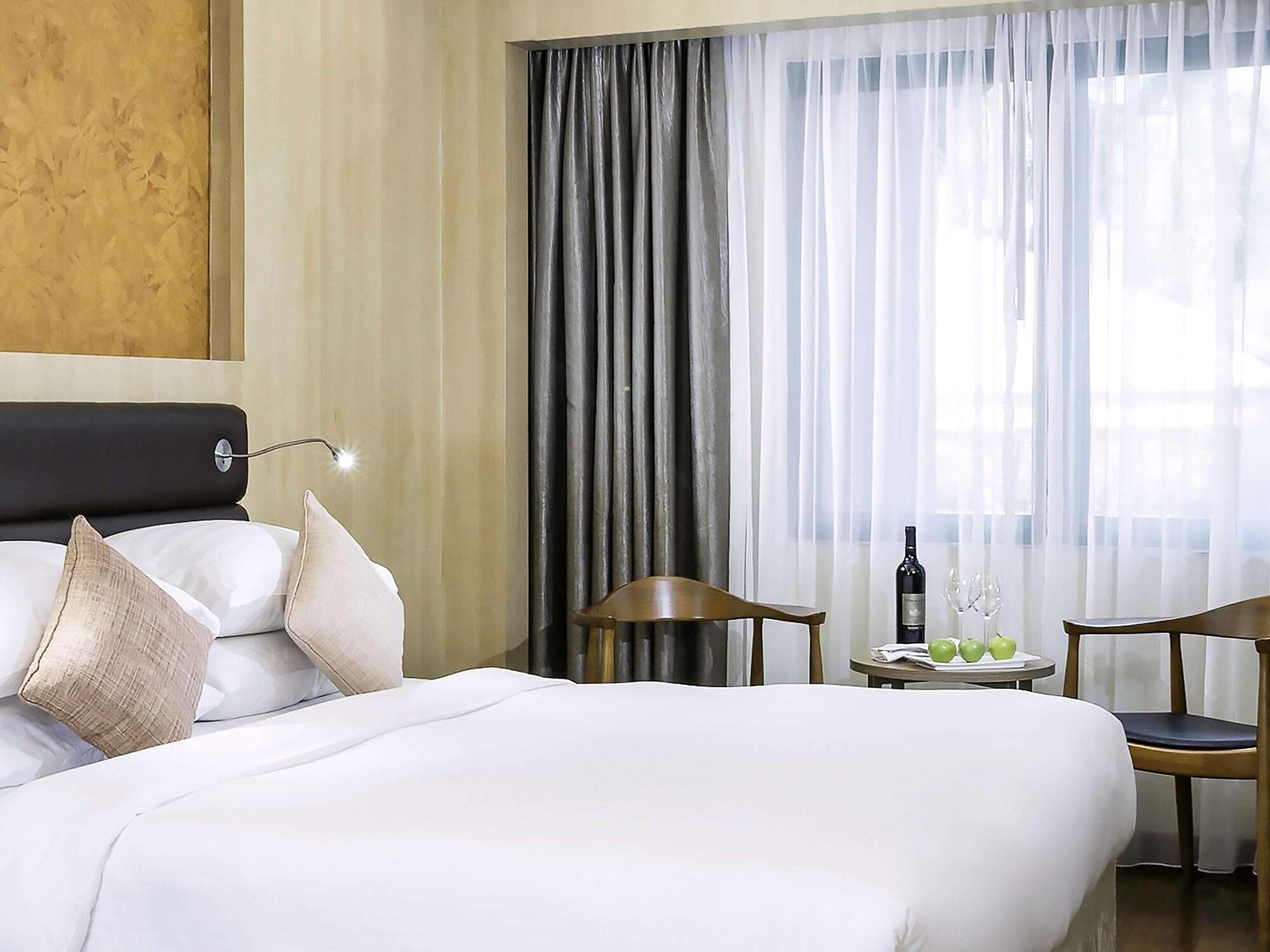 Mercure Yangon Kaba Aye Exterior photo
